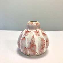bud vase, Eva Kwong